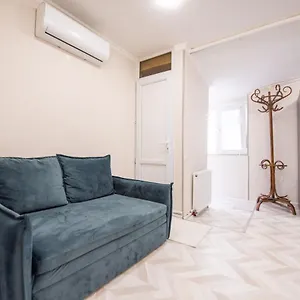 https://old-town-booking-tbilisi.alltbilisihotels.com