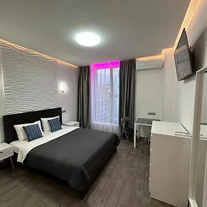 https://rybalsky-studio-apartment-podil-dnipro-view.hotels-of-kiev.com